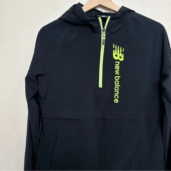 New Balance Womens Small Quarter Zip Light Weight Pullover Black Color - Picture 6 of 12